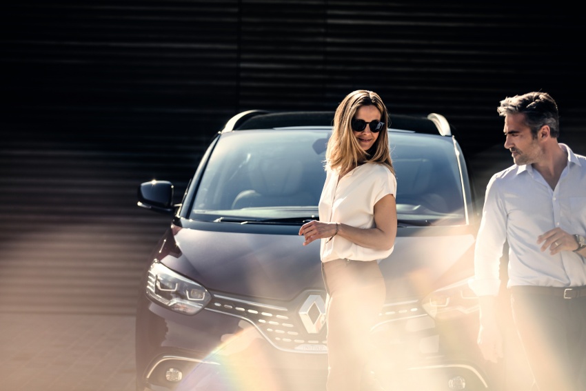 Renault Scenic family receive Initiale Paris versions 666506