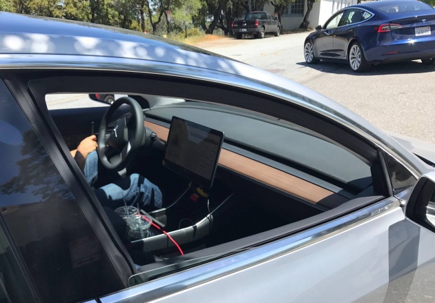 SPIED: Best view of the Tesla Model 3 interior so far