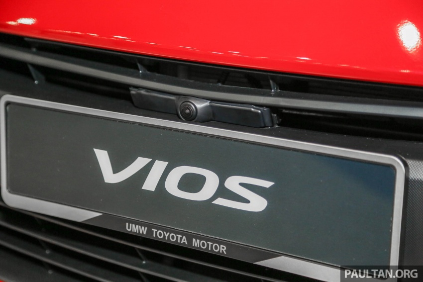 2017 Toyota Vios enhanced with kit – 360-degree parking camera, dashcam, new DVD-AVN head unit 658163