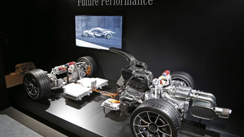 Hypercar Mercedes-AMG Project One – gabung enjin F1 sebenar dan empat motor elektrik, 1000 hp, AWD 665376