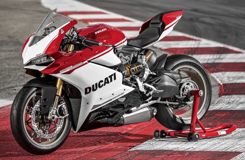 VIDEO: 2017 the final year for Ducati Panigale 1299? 674785