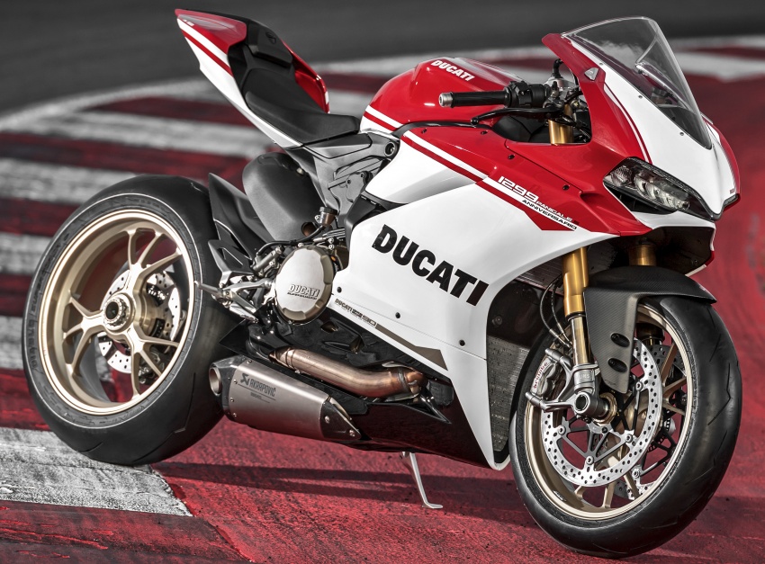VIDEO: 2017 the final year for Ducati Panigale 1299? 674786
