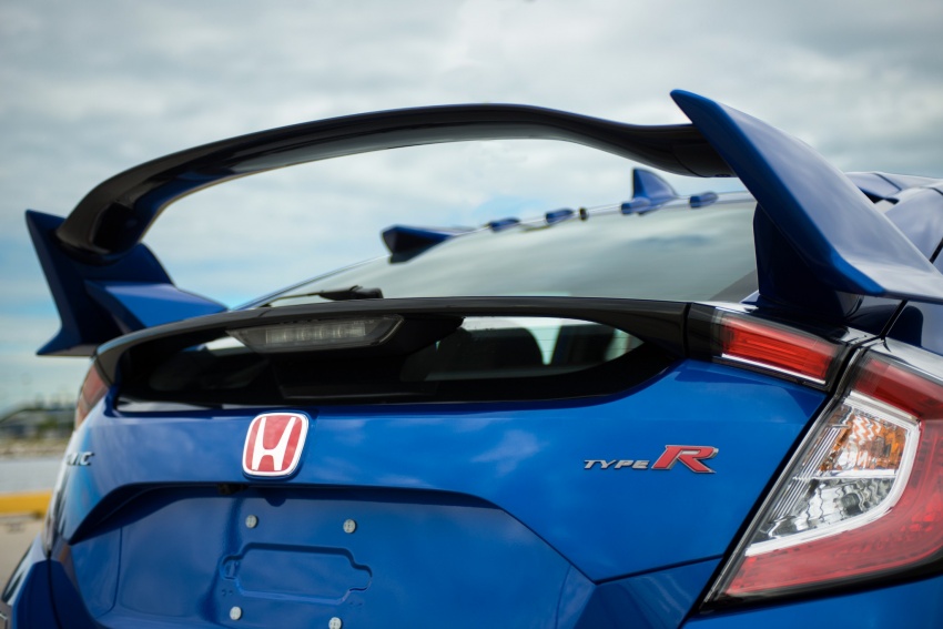 First US-spec Honda Civic Type R sells for US$200,000 673393