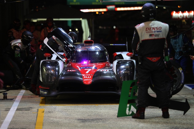 Fake marshal signal causes Toyota #7 Le Mans loss?