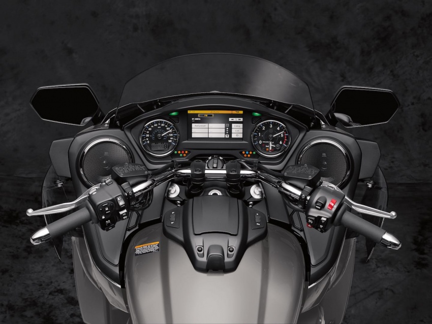 Yamaha Star Venture motosikal jelajah mewah 1,854 cc 669215