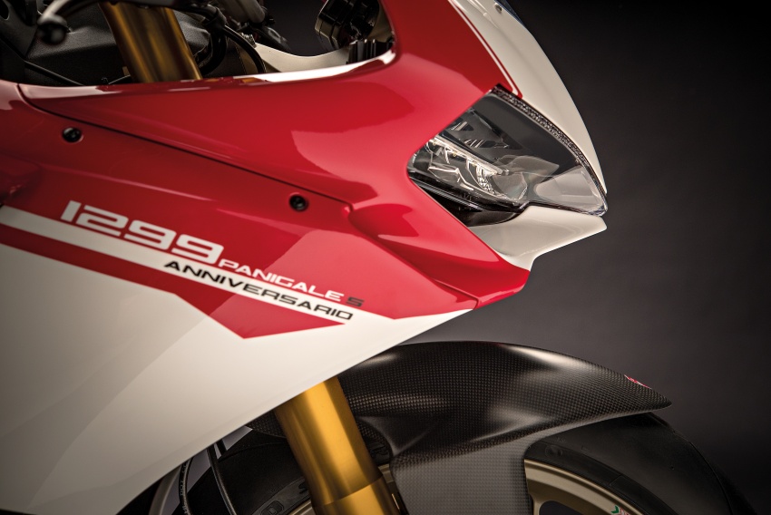 VIDEO: 2017 the final year for Ducati Panigale 1299? 674790