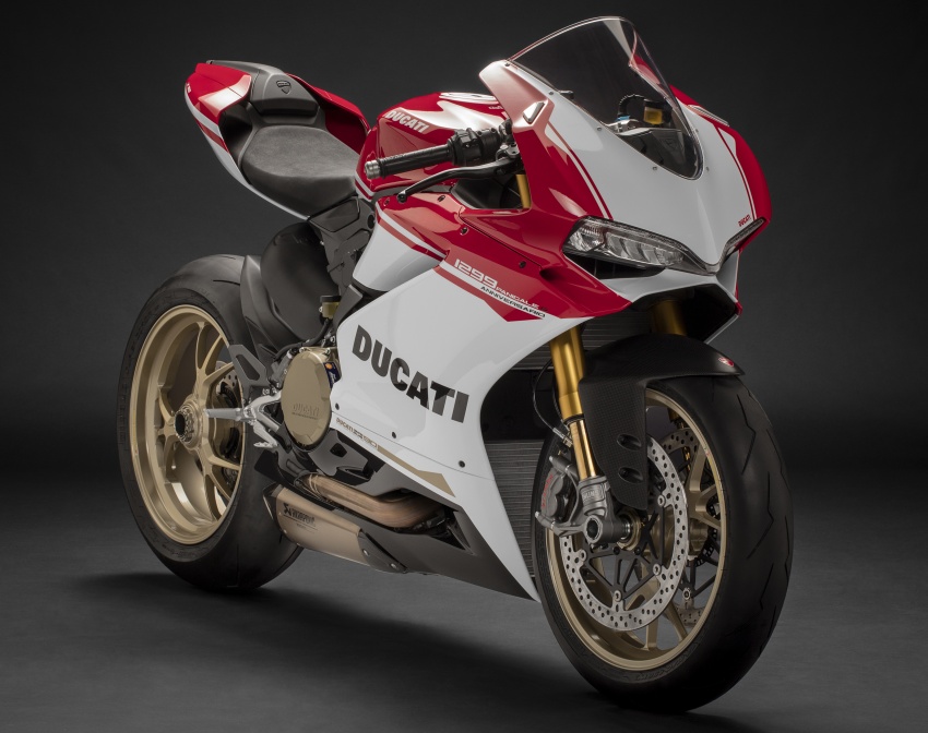 VIDEO: 2017 the final year for Ducati Panigale 1299? 674795