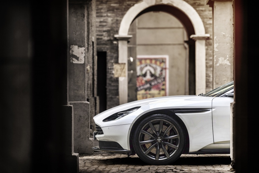 Aston Martin DB11 – now with Mercedes-AMG V8 676925