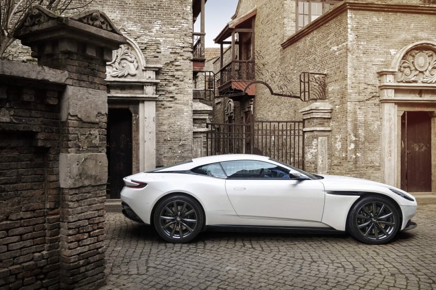 Aston Martin DB11 – now with Mercedes-AMG V8 676917