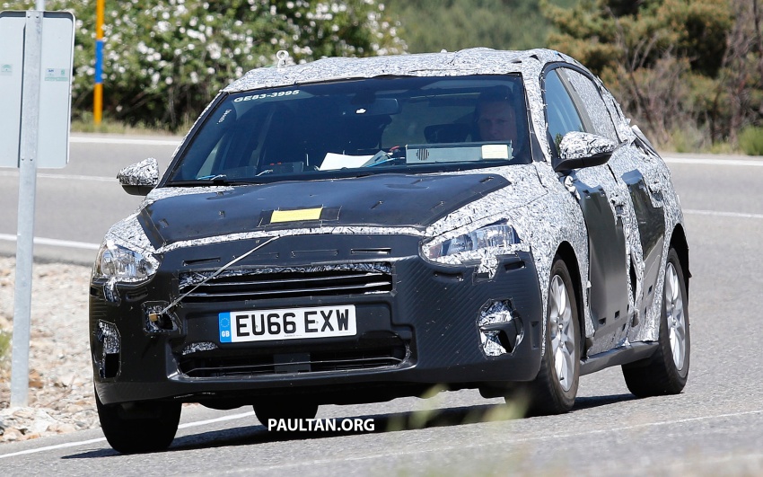 SPYSHOTS: 2018 Ford Focus shows off new interior 674844