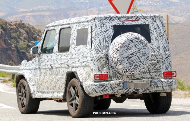 SPYSHOTS: Next Mercedes-AMG G 63 – interior seen