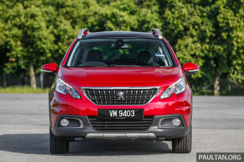 FIRST DRIVE: Peugeot 208 and 2008 1.2L PureTech 675618