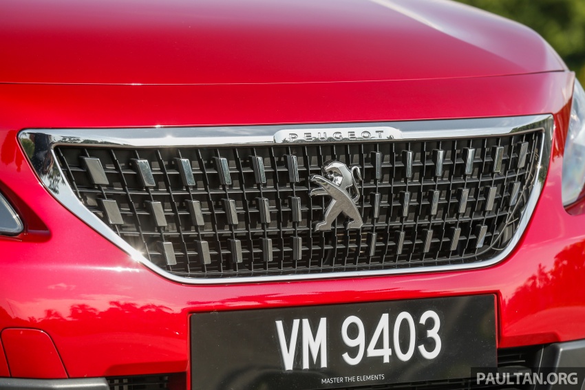 FIRST DRIVE: Peugeot 208 and 2008 1.2L PureTech 675627