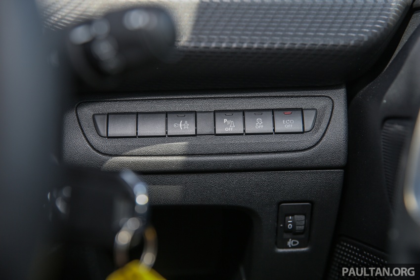 ULASAN VIDEO: Peugeot 208 dan 2008 1.2L Puretech 675964