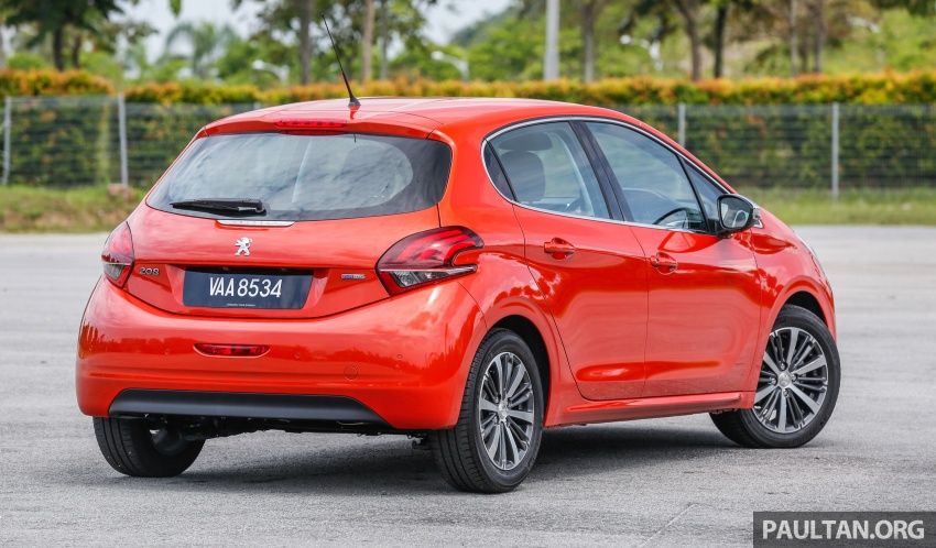 FIRST DRIVE: Peugeot 208 and 2008 1.2L PureTech 675551