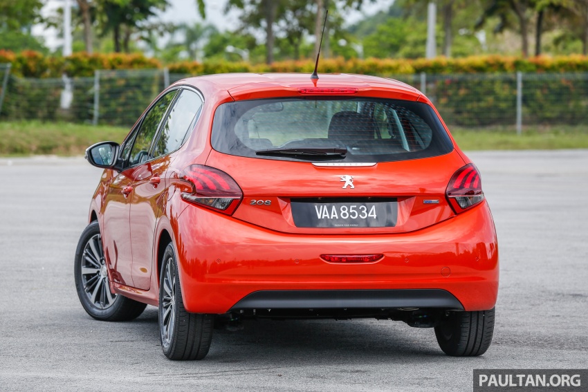 FIRST DRIVE: Peugeot 208 and 2008 1.2L PureTech 675553