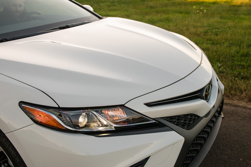 Toyota Camry 2018 – perincian untuk pasaran Amerika 676122