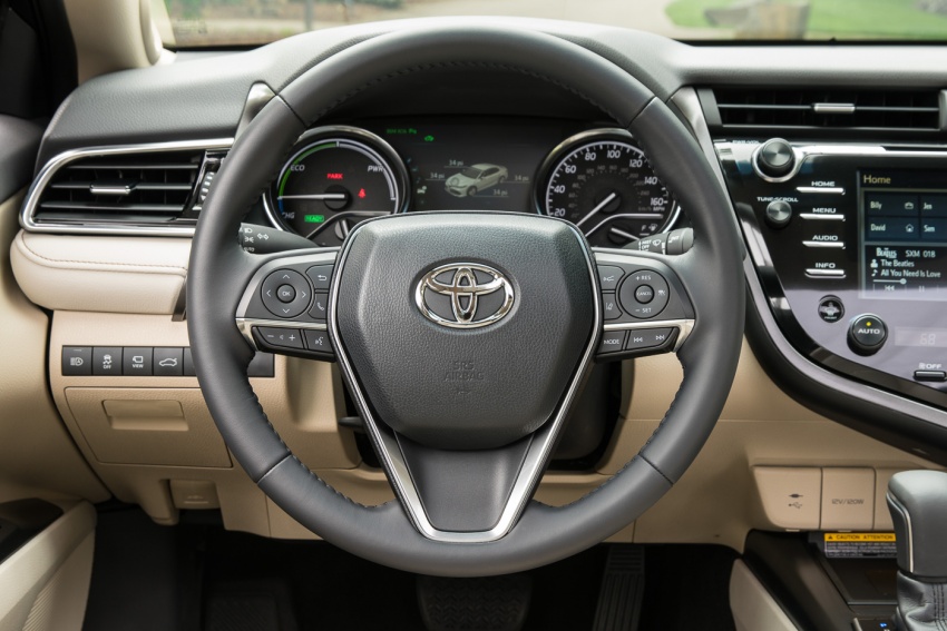 Toyota Camry 2018 – perincian untuk pasaran Amerika 676089
