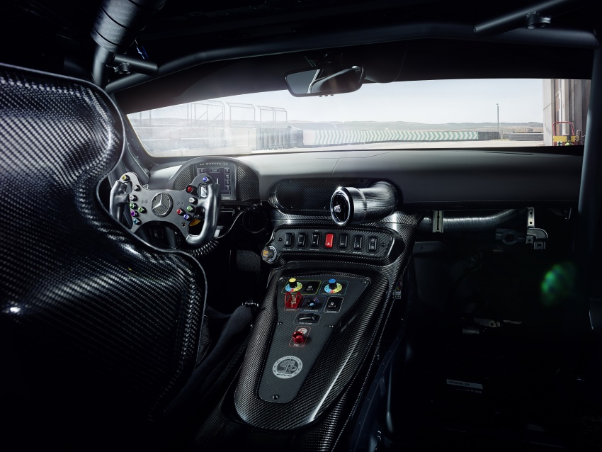 Mercedes-AMG GT4 – entry-level race car unveiled 688040
