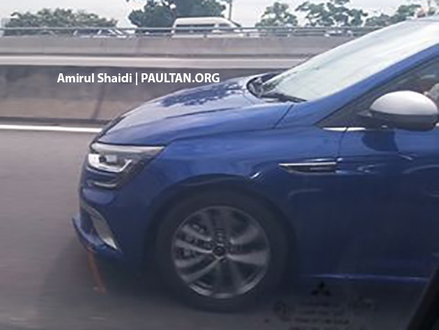SPIED: Renault Megane IV on the road in Malaysia