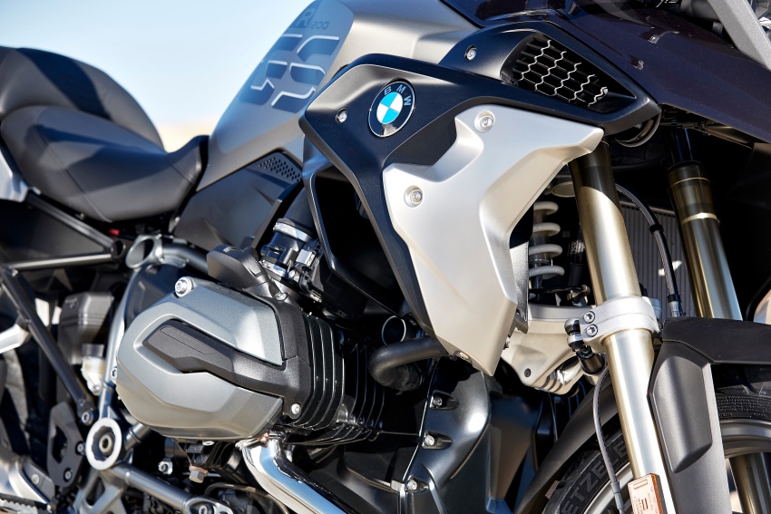 BMW Motorrad R-series boxer gets VVT and more hp? 689741