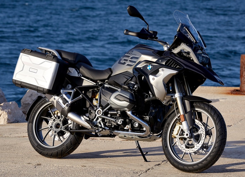 BMW Motorrad R-series boxer gets VVT and more hp? 689742