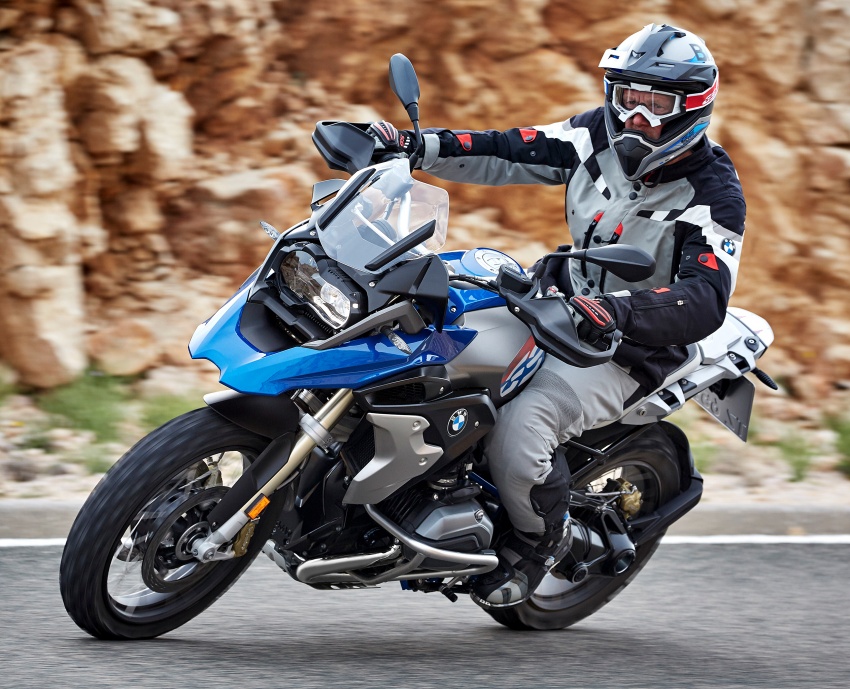 BMW Motorrad R-series boxer gets VVT and more hp? 689748