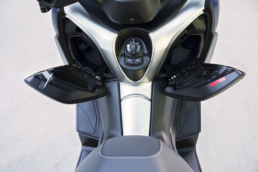 2018 Yamaha X-Max 400 Euro release – 395 cc, 32 hp 691197