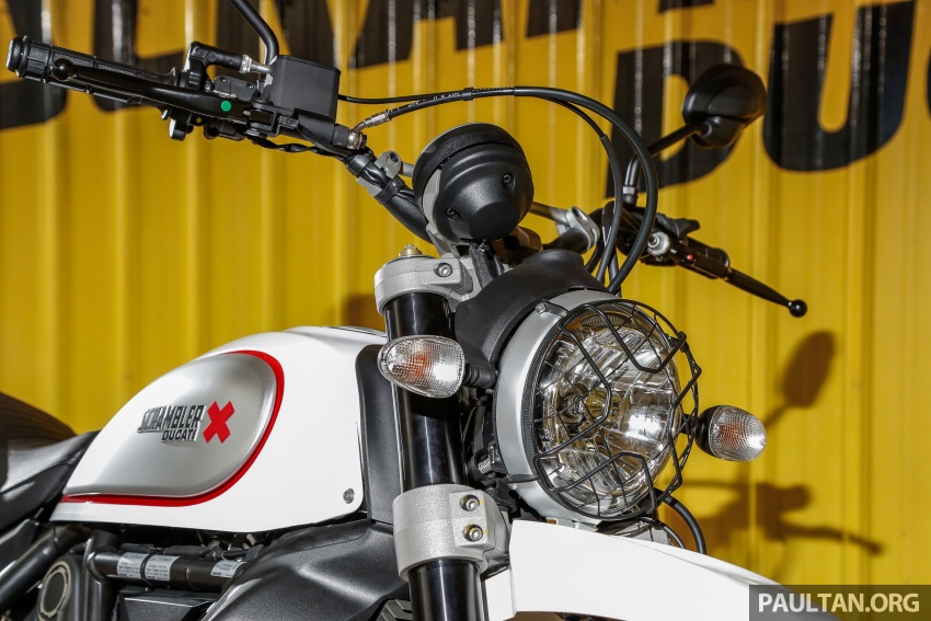 Ducati Scrambler Cafe Racer dan Desert Sled tiba di Malaysia dengan harga pasaran RM69k termasuk GST 681176