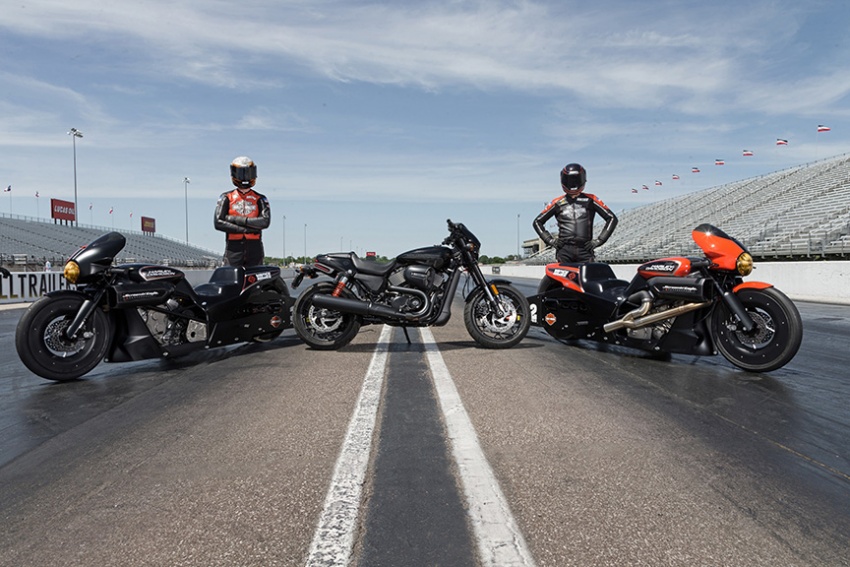 2017 Harley-Davidson Street Rod 750 goes drag racing 678683