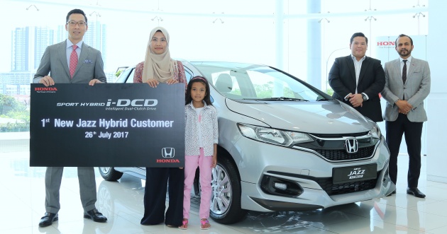 Honda Malaysia celebrates first Jazz Hybrid delivery