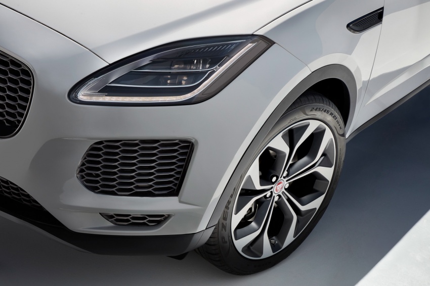 Jaguar E-Pace diperkenalkan – SUV kompak dengan pilihan dua enjin Ingenium, kuasa antara 150 ke 300 PS 683217