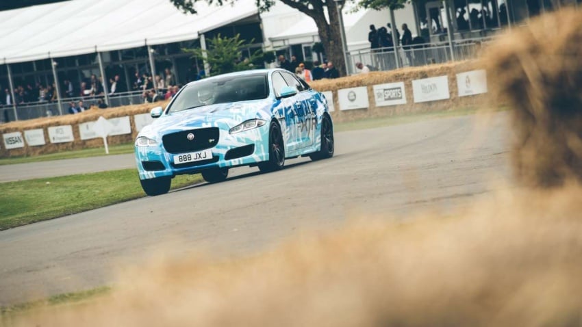 Jaguar XJR with 575 PS teased at Goodwood FoS 678610