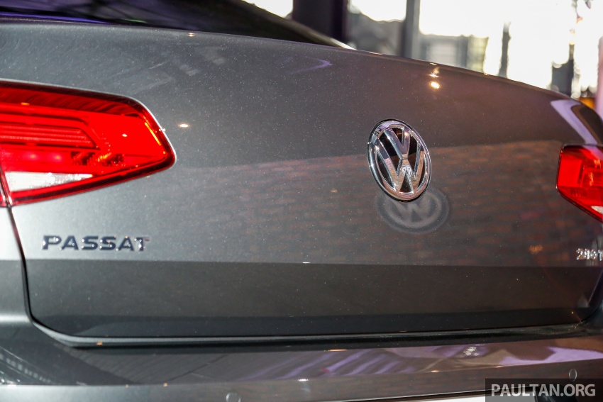 Volkswagen Passat Trendline Plus, Comfortline Plus – larger wheels, window tint, up to RM15k cheaper 686385