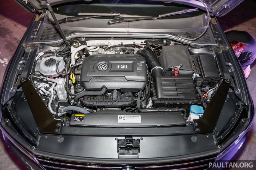 Volkswagen Passat Trendline Plus, Comfortline Plus – larger wheels, window tint, up to RM15k cheaper 686389