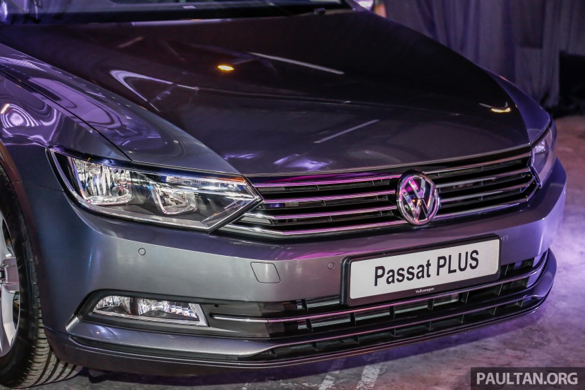 Volkswagen Passat Trendline Plus, Comfortline Plus – larger wheels, window tint, up to RM15k cheaper 686373