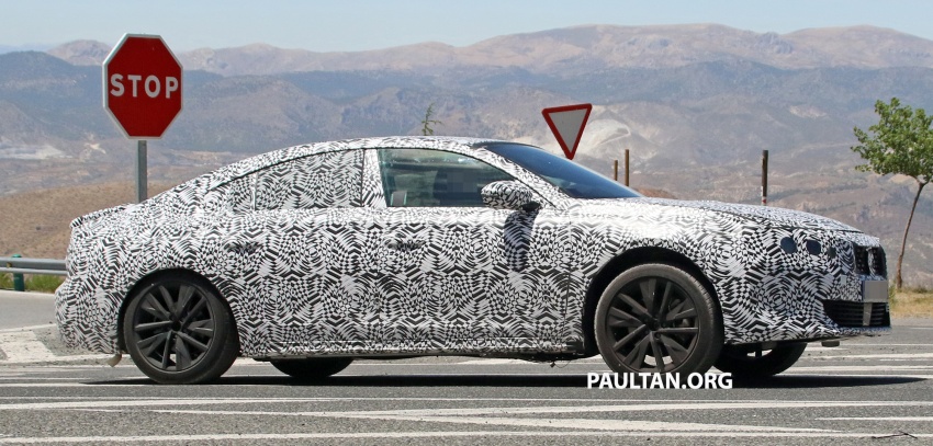 SPIED: Next-gen Peugeot 508, first look at the interior 681052