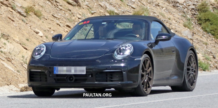 SPYSHOTS: Next-gen Porsche 911 Cabriolet undergoes hot weather trials 684615