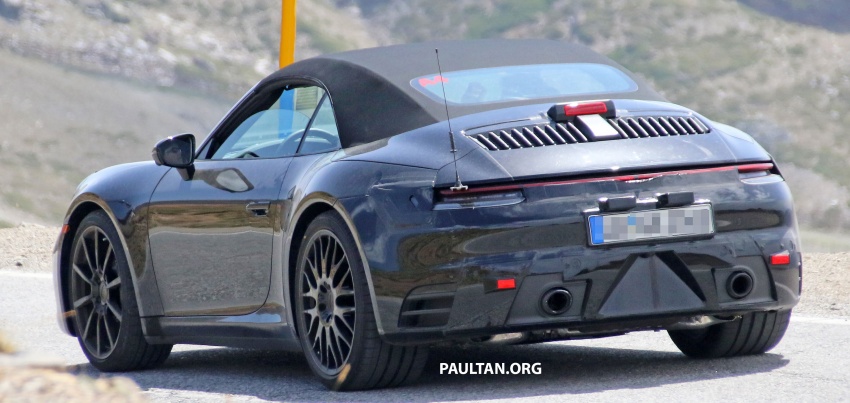 SPYSHOTS: Next-gen Porsche 911 Cabriolet undergoes hot weather trials 684632