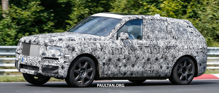 SPIED: Rolls-Royce Cullinan SUV at the Nurburgring 689189