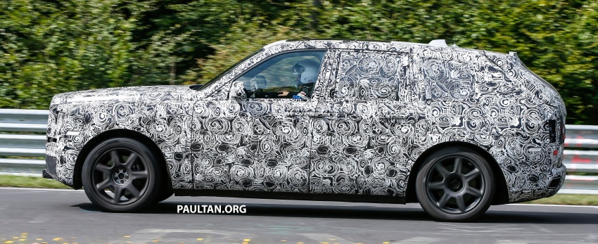 SPIED: Rolls-Royce Cullinan SUV at the Nurburgring 689191