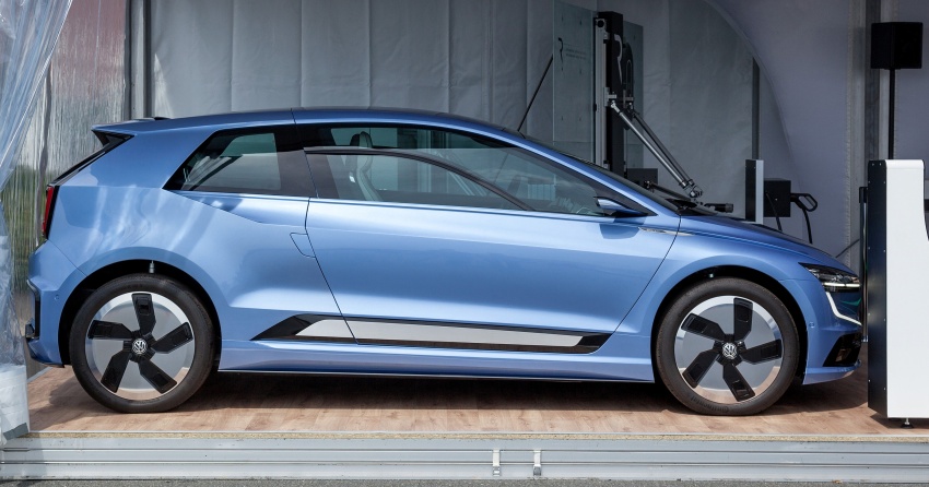 Volkswagen Gen.E concept – preview for next Golf? 678910