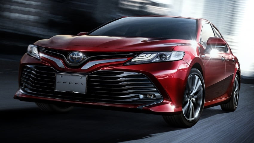 Toyota Camry 2018 kini di pasaran Jepun – 33.4 km/l 681216