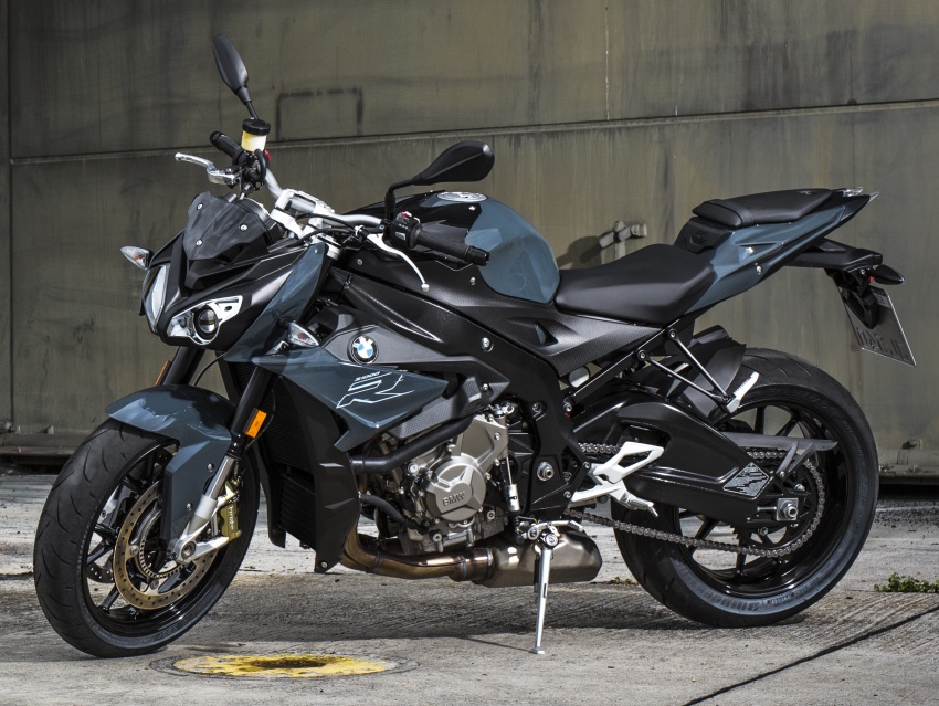 2017 BMW S 1000 R naked sports and R 1200 GS Adventure in Malaysia – RM92,900 and RM116,900 694845