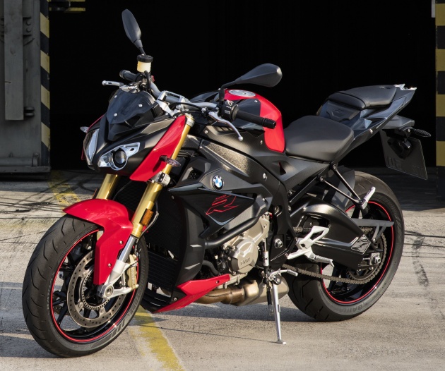 2017 BMW S 1000 R naked sports and R 1200 GS Adventure in Malaysia – RM92,900 and RM116,900