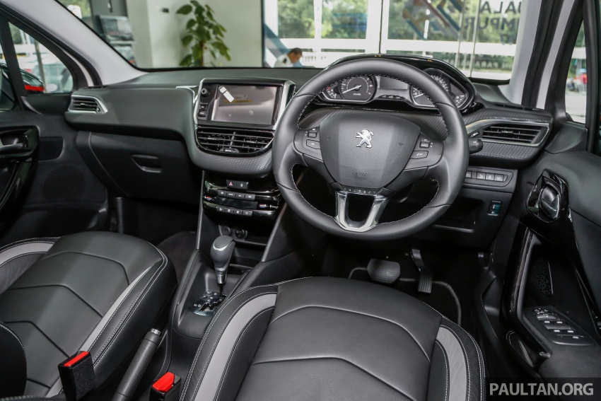 2017 Peugeot 208 gets Pure upgrade pack – RM15.9k 699716