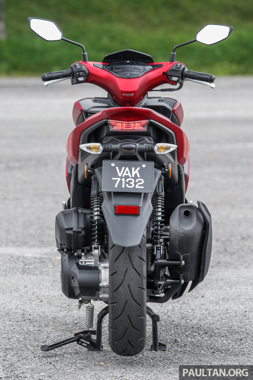 REVIEW: 2017 Yamaha NVX 155 – absolute scooter fun 703462