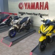 Yamaha NVX 155 dengan grafik istimewa oleh HLYM
