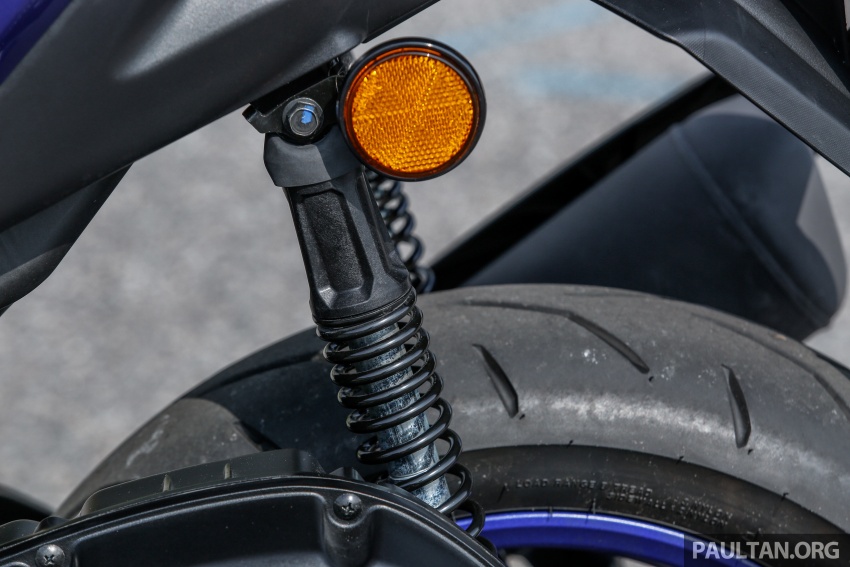 TUNGGANG UJI: Yamaha NVX 155 – Adakah prestasi skuter ini cukup sporty seperti penampilannya? Image #693054