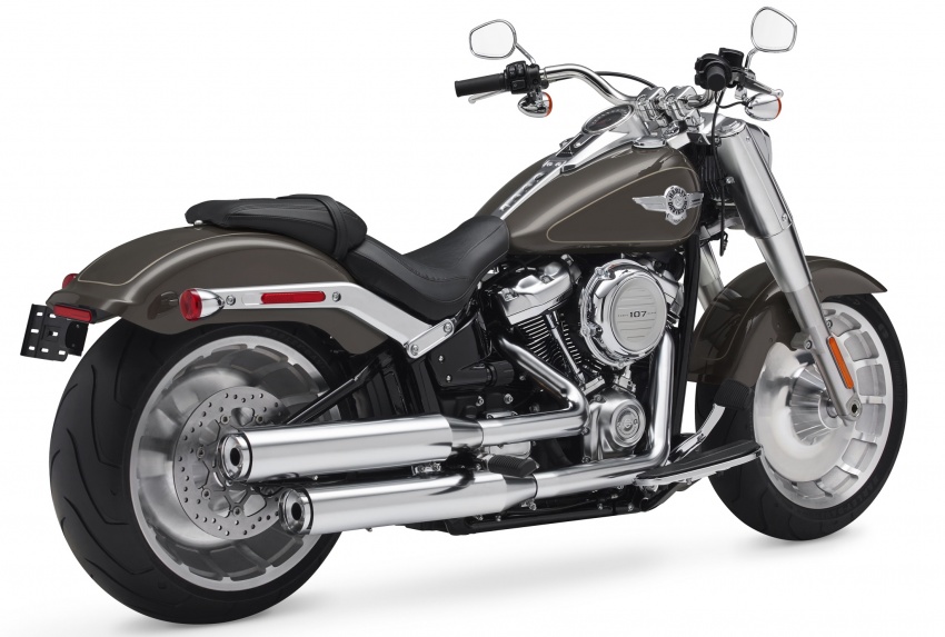 2018 Harley-Davidson Softail range updated – 107 and 114 Milwaukee Eight V-twin engines, faster and lighter 703790